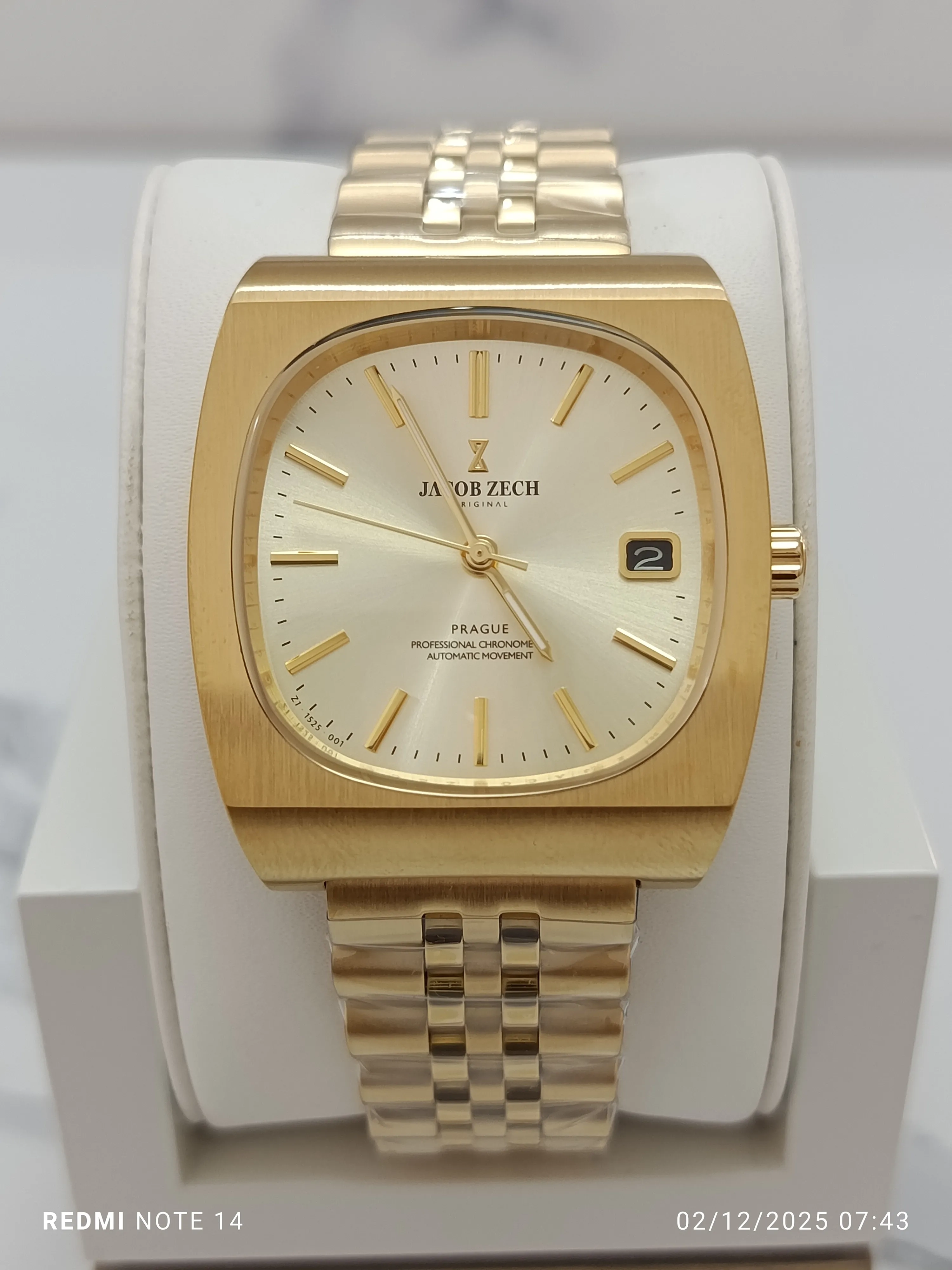 Montre Jacob Zech Homme JZ027H